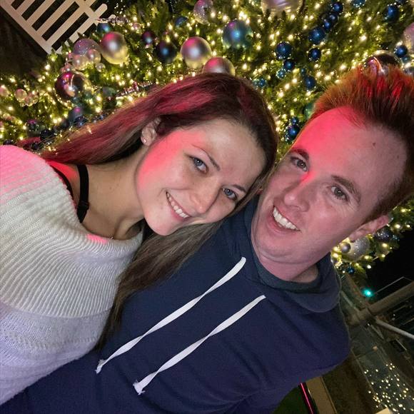 Profile Picture of Amie Zeroski (@amiezero) on Poshmark