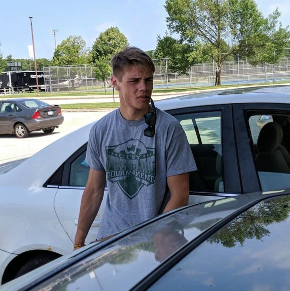 Profile Picture of Jake Antcliff (@jakeantcliff) on Poshmark