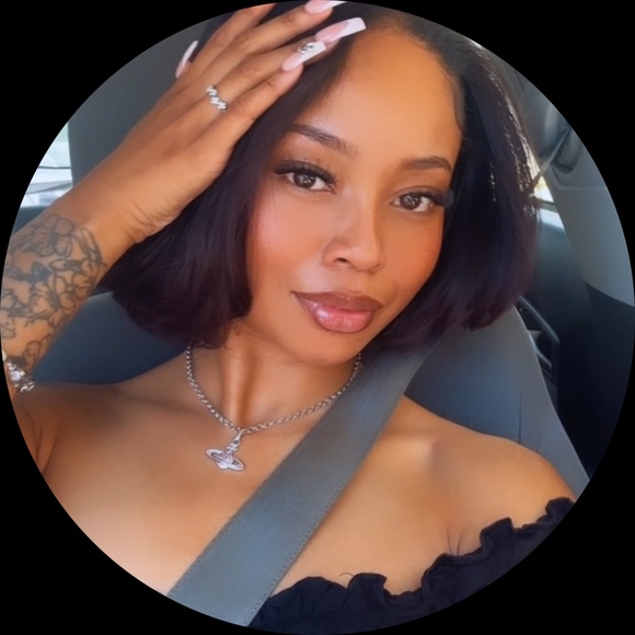 Profile Picture of Aaliyah Haynes (@aaliyahhaynes) on Poshmark