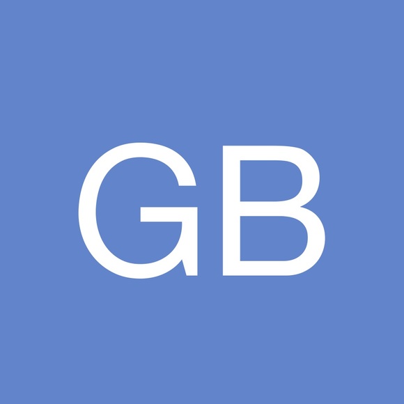 Profile Picture of Grace Blacker (@miniandthejets) on Poshmark