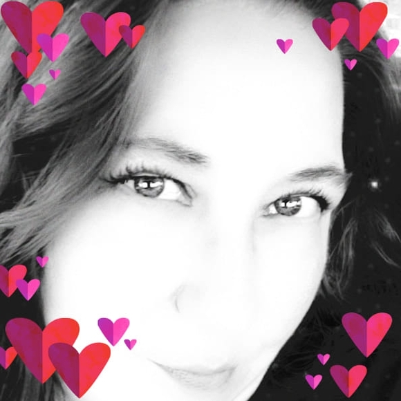 Profile Picture of Christine Degel (@thedegels3) on Poshmark