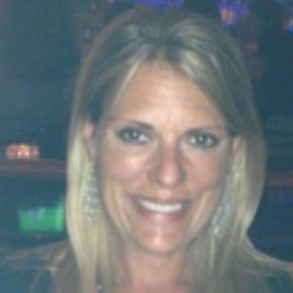 Profile Picture of Carrie Braynard avant (@brooks05) on Poshmark