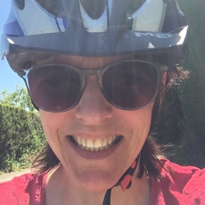 Profile Picture of Helen Holloway (@HelenHo36991640) on Twitter