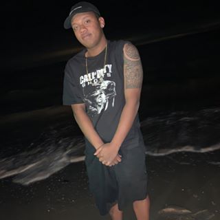 Profile Picture of James Royal (@james.royal.526438) on Facebook