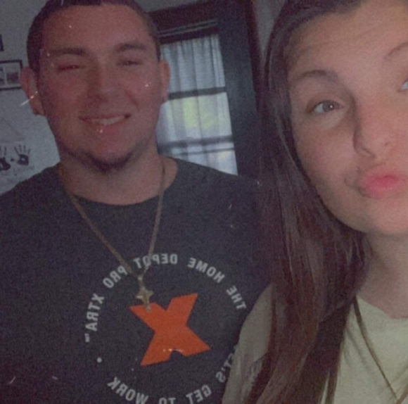 Profile Picture of Robert Cornell (@robin_cornell3) on Poshmark