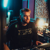 Profile Picture of Nick Sampson (@NickSampsonOfficial) on Youtube