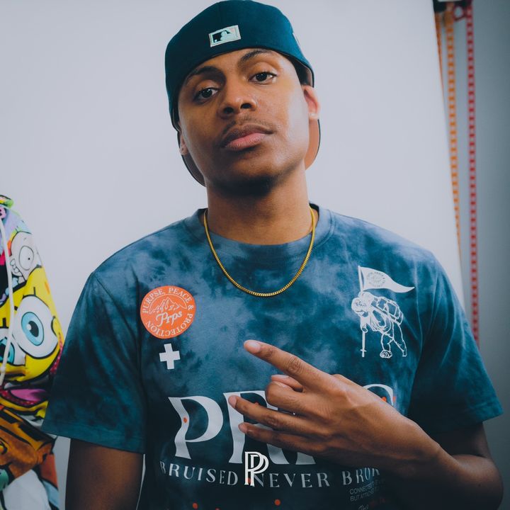Profile Picture of Mike Newton (@@mikeychav) on Tiktok