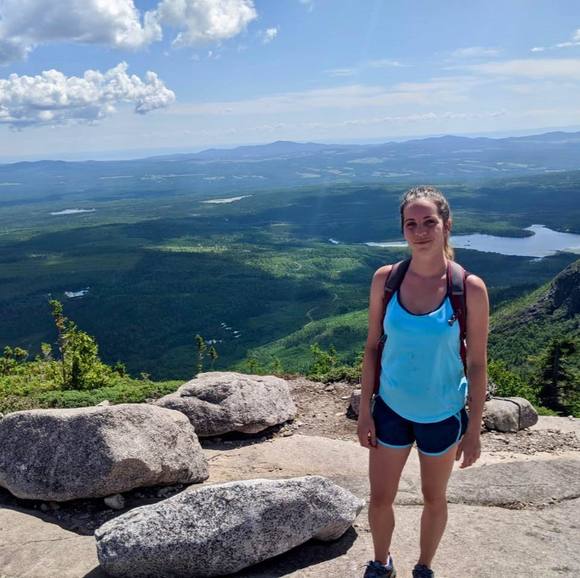 Profile Picture of Valerie Rivest (@valerie_rivest) on Poshmark