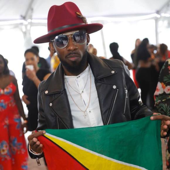 Profile Picture of Leonard Croft jr. (@leonard718) on Poshmark