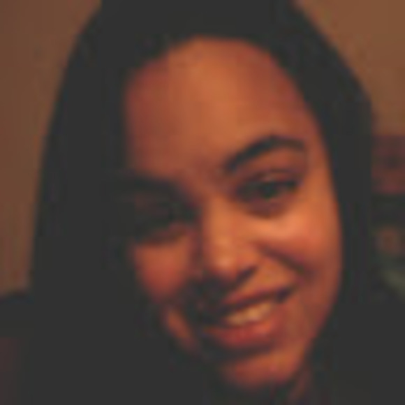 Profile Picture of Emily Truhitte (@emily_t650) on Poshmark