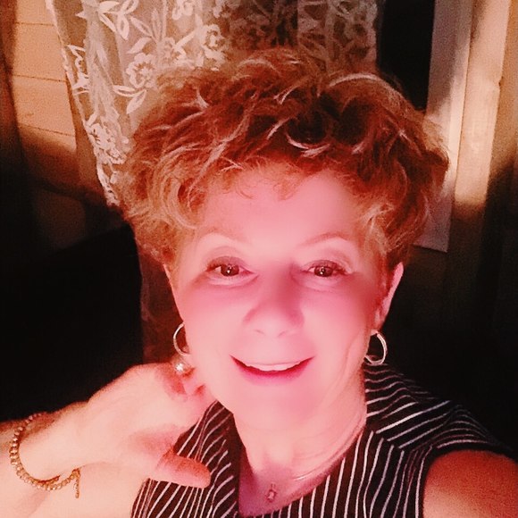 Profile Picture of Peggy Hulan (@peggyhulan) on Poshmark