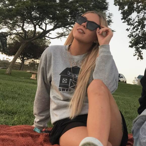 Profile Picture of Teralin Shawcroft (@teralin_s) on Poshmark