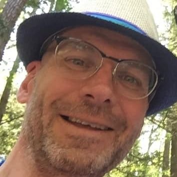 Profile Picture of Brian Dustin (@MainePhotoGuy) on Twitter
