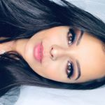 Profile Picture of C A R O L • R O D R I G U E S (@carolrodriguesz) on Instagram