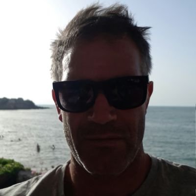 Profile Picture of Justin Roberts 🇿🇼 🇲🇼 (@justinjerez) on Twitter