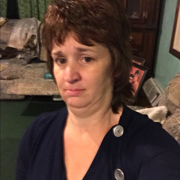 Profile Picture of Sherry Strohl (@94jacob) on Poshmark