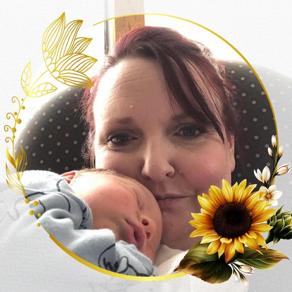 Profile Picture of Kelley Sitton (@kelleysitton) on Poshmark