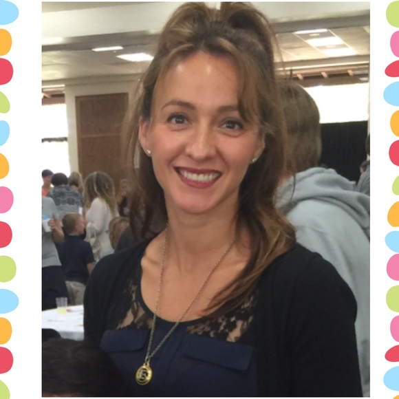 Profile Picture of Erica Stracener (@bella1981) on Poshmark