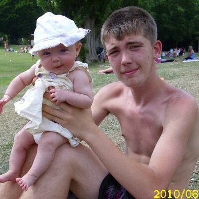 Profile Picture of Christopher Westland (@ChriZmah12) on Twitter