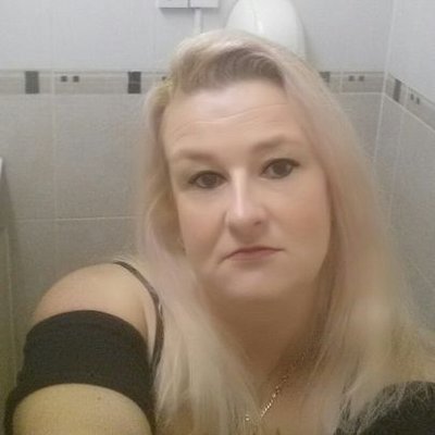 Profile Picture of Wendy 19 (@wendybagley1975) on Twitter