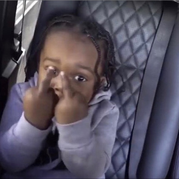 Profile Picture of Julissa Bareno (@julissa325) on Poshmark