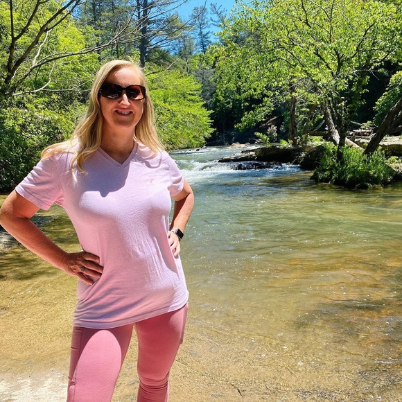 Profile Picture of Tina Wilcox (@tina_wilcox) on Poshmark