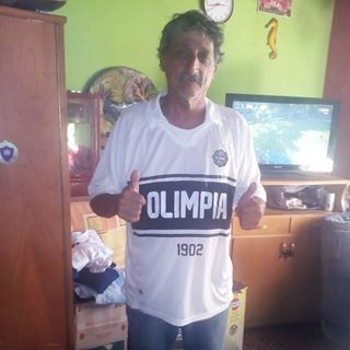 Roberto Rowinsky (El tronquito) - Facebook Profile Picture of Roberto Rowinsky (El tronquito) (@Roberto-Rowinsky) on Facebook