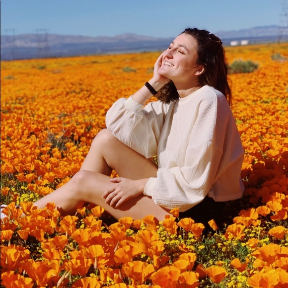 Bailey Grayson - Poshmark Profile Picture of Bailey Grayson (@baegrae) on Poshmark