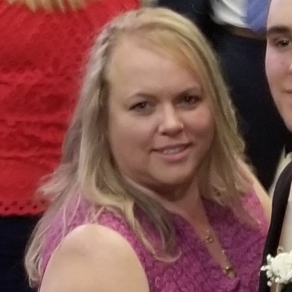 Kim Marchand - Poshmark Profile Picture of Kim Marchand (@kimmarchand) on Poshmark