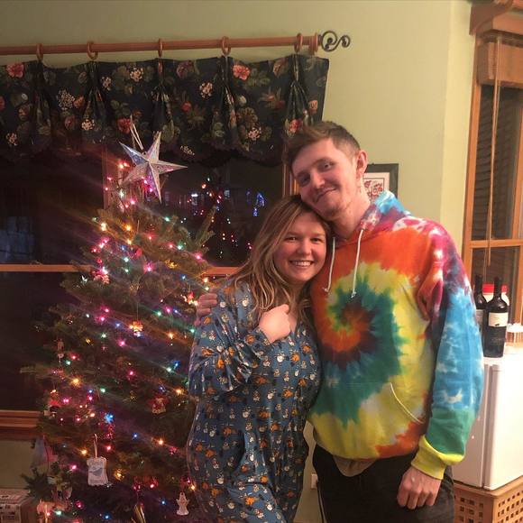 Profile Picture of Chris Ullrich (@chrisullrich1) on Poshmark