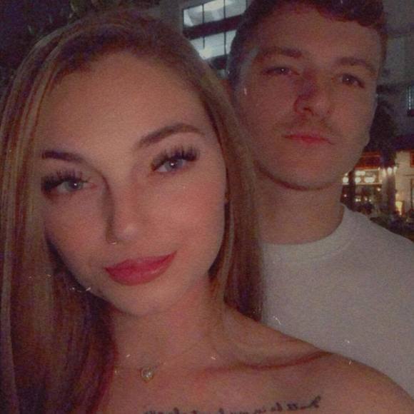 Profile Picture of Kaitlin Gauthier (@kaitlinrose90) on Poshmark