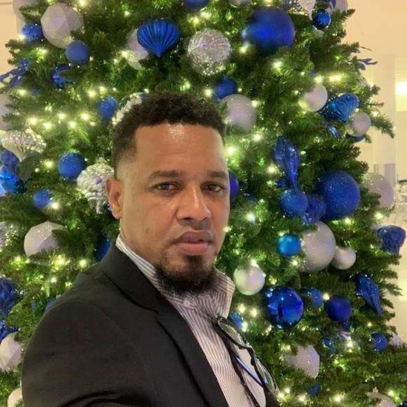 Profile Picture of Omar francisco Paniagua (@franpan702) on Poshmark