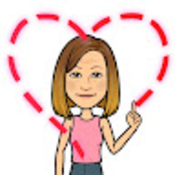 Profile Picture of Kimberly Simmonds (@kimberlysimm534) on Poshmark