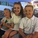 Profile Picture of Louise Robbins (@louiserobbins3127) on Instagram