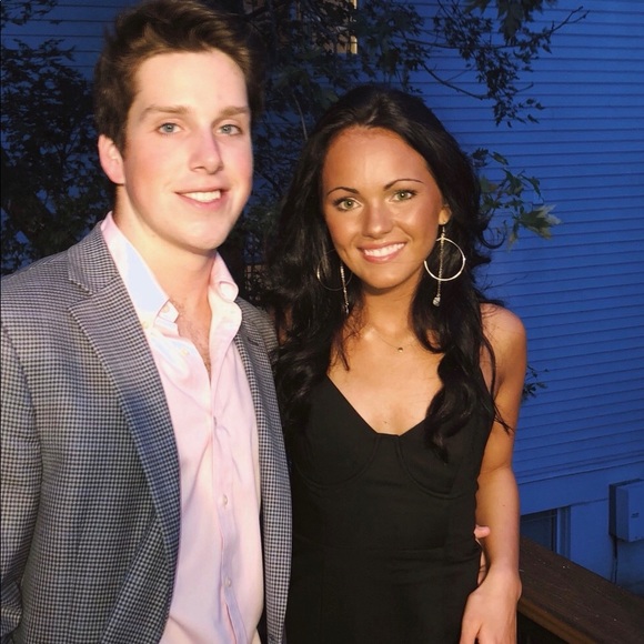 Profile Picture of Jacqueline Graham (@jacquelinegraha) on Poshmark