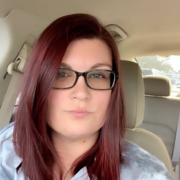 Profile Picture of Nancy Saig (@nansamaya1) on Poshmark