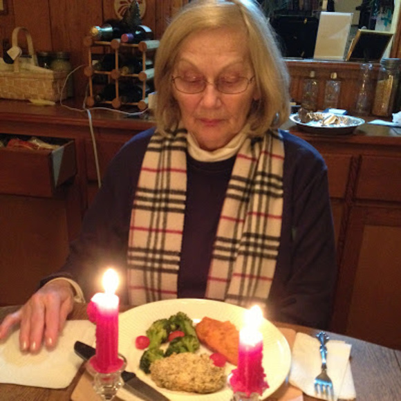 Profile Picture of Nancy Clay (@nancyhclay) on Poshmark