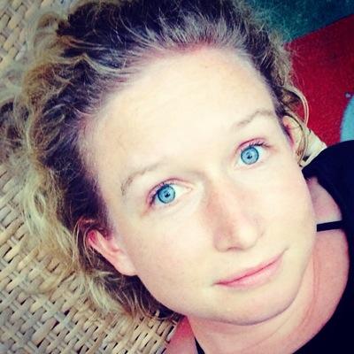 Profile Picture of May Hackman (@mayhackman) on Twitter