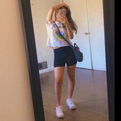 Profile Picture of Jaclyn (@aviles_jaclyn) on Twitter