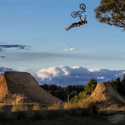 Profile Picture of Cam White (@@camdiazsource) on Twitter
