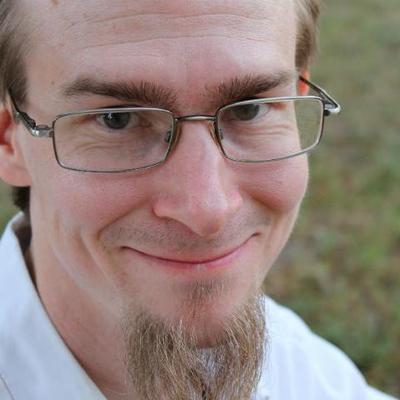 Profile Picture of D Grant Smith (@AppetizerRadio) on Twitter