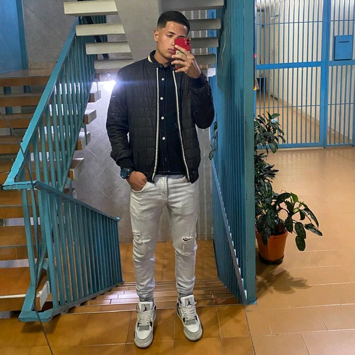 Profile Picture of Edward CR💥 (@@cr_edward) on Tiktok