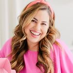 Profile Picture of Marketing Strategy + Biz Coach (@amberhousley) on Instagram