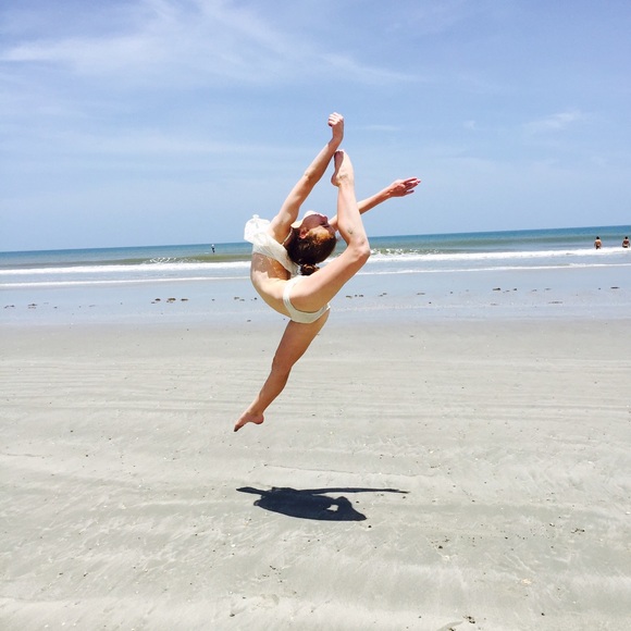 Profile Picture of Berkeley Brown (@berkeleybrownn) on Poshmark