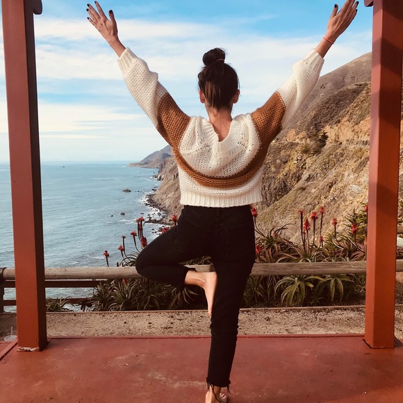 Profile Picture of Kira Bangos (@kirabee) on Poshmark