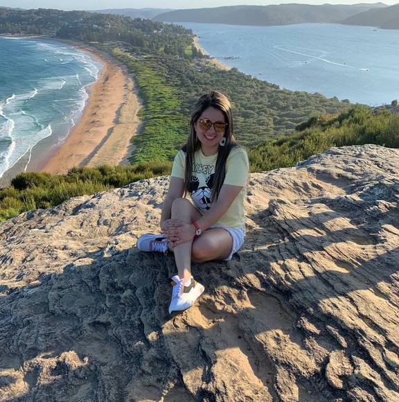 Profile Picture of Nata Zuloaga (@natazuloaga) on Poshmark