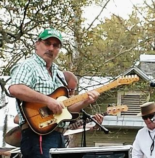 Profile Picture of Ray Wiley (@hray.wiley) on Facebook