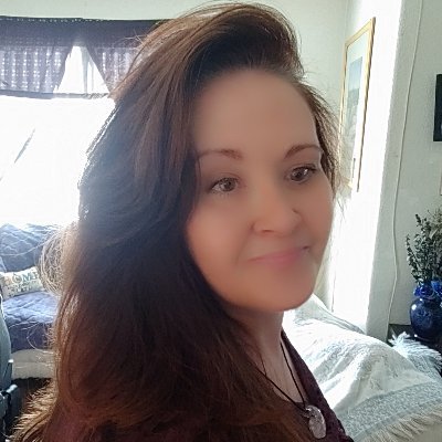 Profile Picture of Paula Frederick (@berrysweetbear1) on Twitter