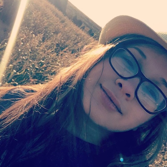 Profile Picture of Lety Inurreta (@letyohg) on Poshmark