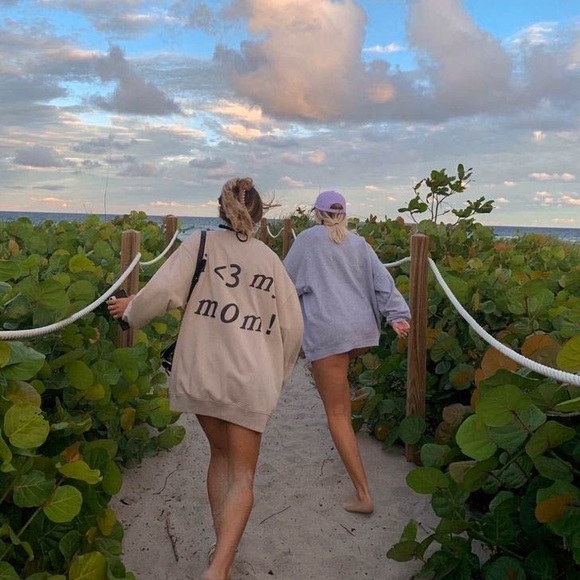 Gianna Jesk - Poshmark Profile Picture of Gianna Jesk (@giannajesk) on Poshmark